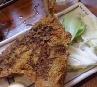 週明け月曜、アジフライと島らっきょ