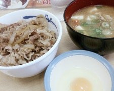 頭の片隅にランチの影響