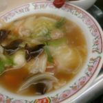 お昼ご飯のデザートは、ハムカツ