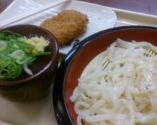 男は一言「ざる！」と注文