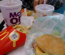 マクドでランチ
