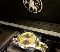 高級時計が肴になった