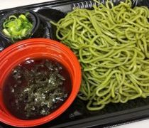 茶そばだけでは物足りません