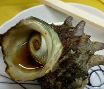 海の家、サザエのつぼ焼き定番です