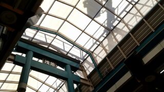 影のバケツは柱上変圧器